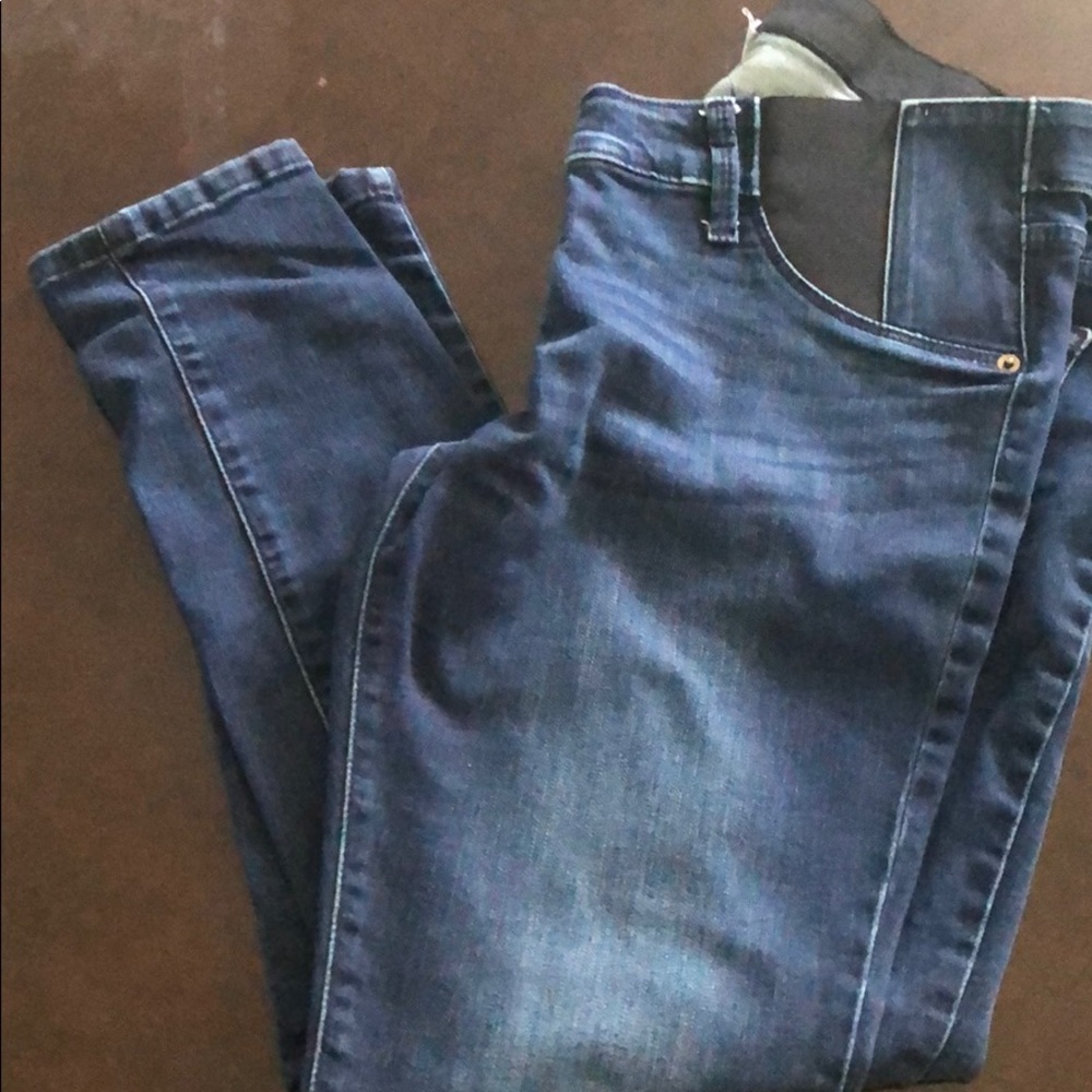 Maternity jeggings